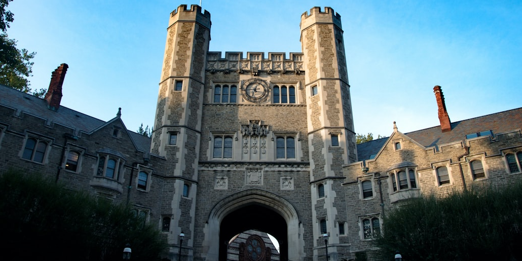 Rappresentazione visiva dell'articolo: Quanto spendo o quanto valgo?